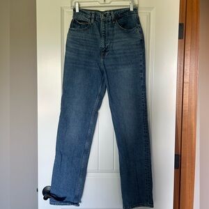 Levi’s 70’s High Slim Straight Jeans in Medium Wash